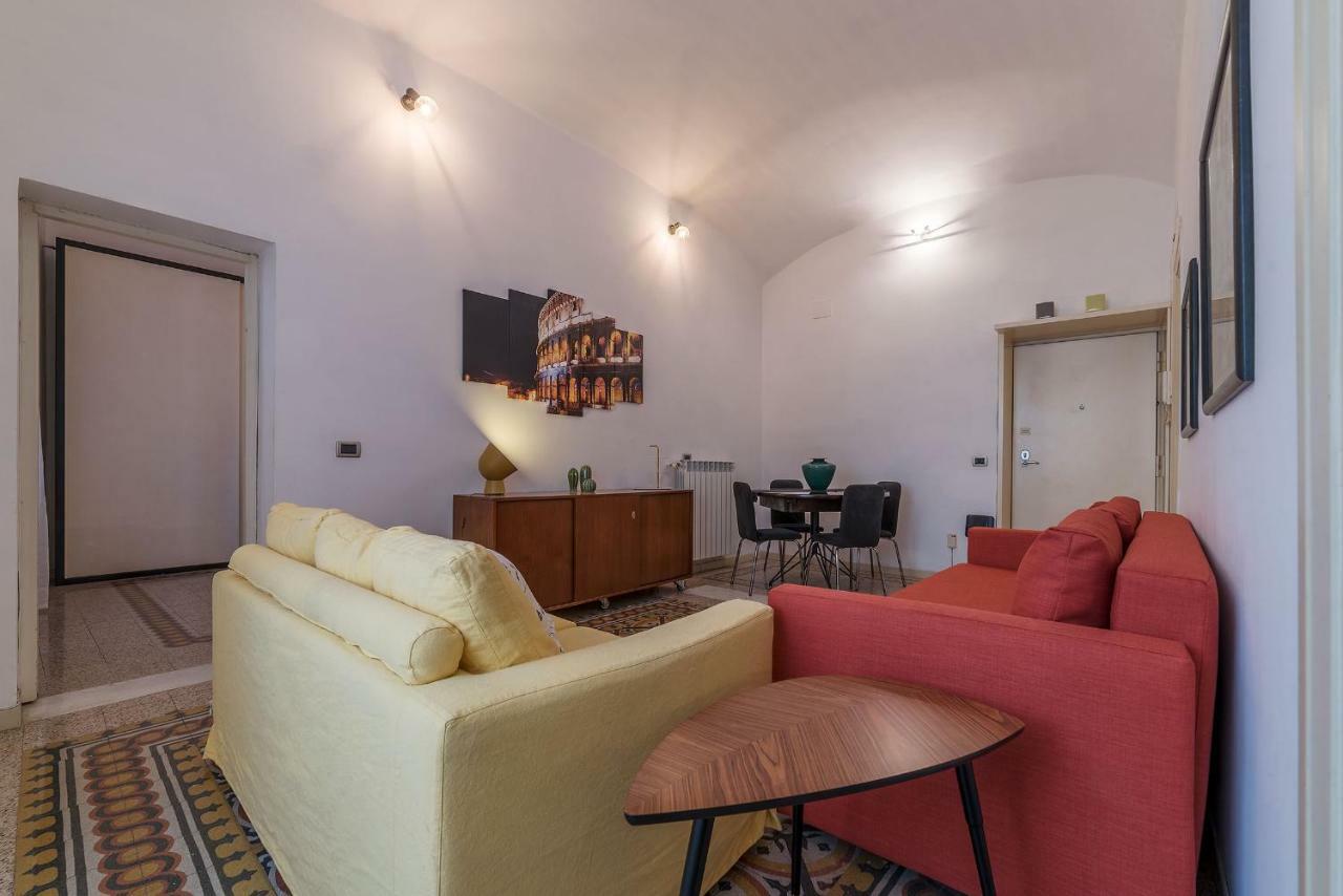 San Giovanni & Colosseo Roomy Flat Roma Exterior foto