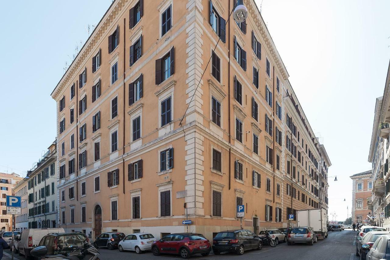 San Giovanni & Colosseo Roomy Flat Roma Exterior foto